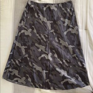 🍁NWT EXPRESS High Waisted Satin Midi Skirt